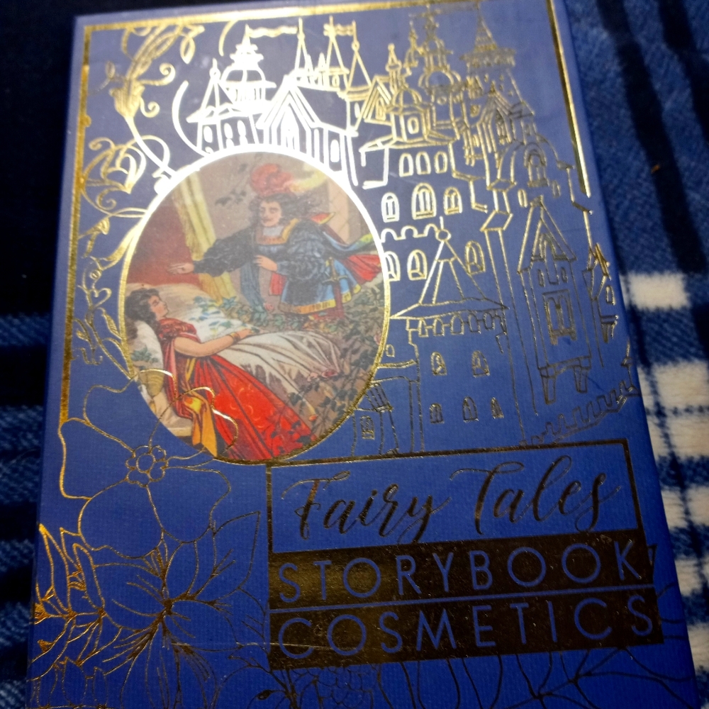 Fairy tales storybook cosmetics briar rose 🌹